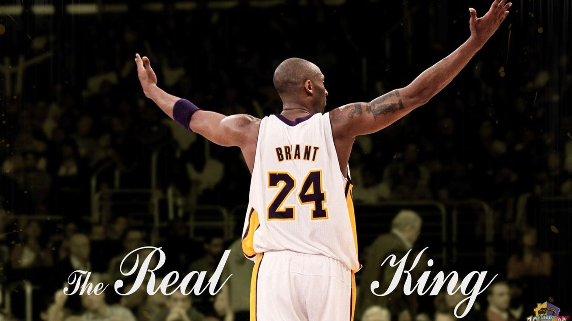 电竞行业与传统体育的融合：如何相互借鉴与共同发展，电竞产业与传统体育